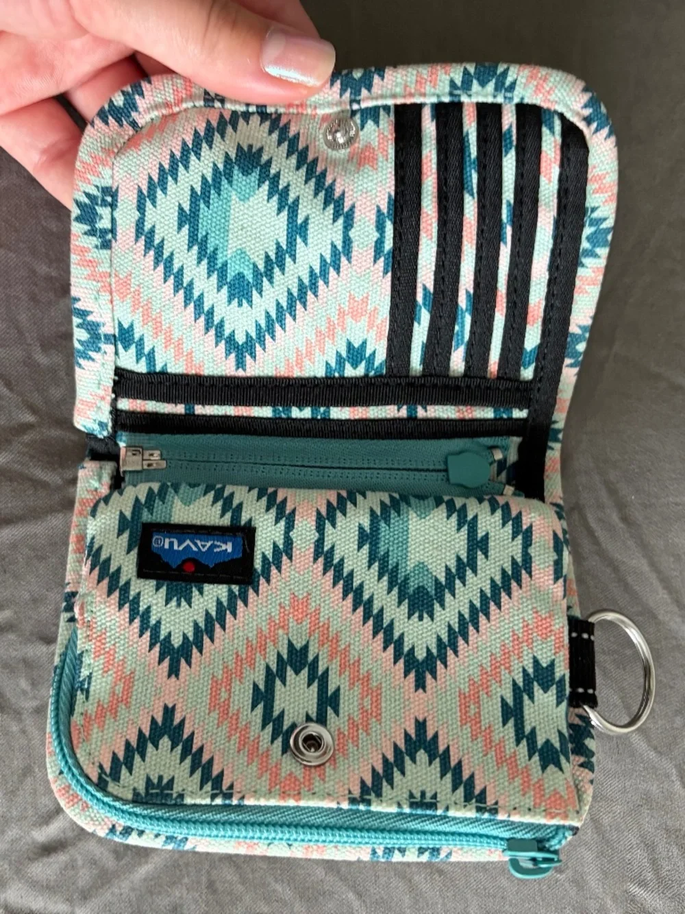 NWOT KAVU Zippy Wallet in Sunset Diamond Pattern! Teal, Pink, Travel, Utility